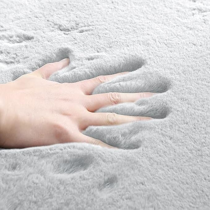 Faux Rabbit Fur Washable Rugs for Bedroom Light Grey Fluffy Rug for Living Room - Image 8