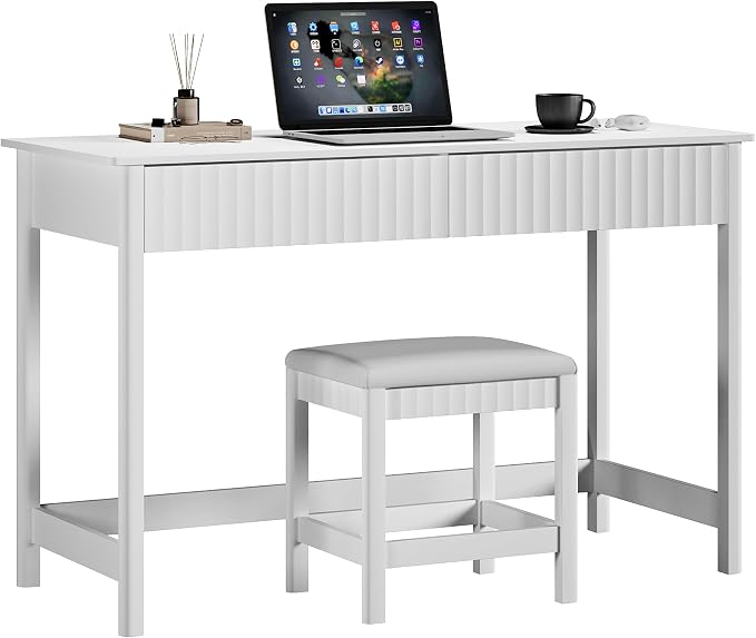 ChooChoo 47.2 Inch Modern Desk by ChooChoo