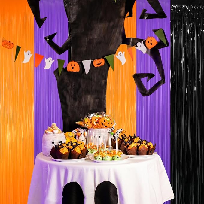 GOER 3.2 ft x 8.2 ft Metallic Tinsel Foil Fringe Party Backdrop - Image 7