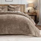 EVERGRACE Velvet Quilt Set California King 118'' x 106'', Luxurious Soft - Image 7