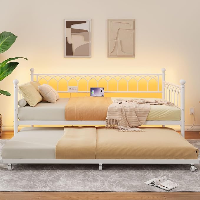GarveeHome Daybed with Trundle, Metal Twin Trundle Bed with Charging Station & by GarveeHome