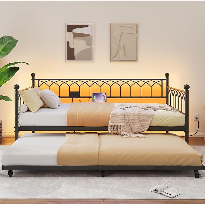 GarveeHome Daybed with Trundle, Metal Twin Trundle Bed with Charging Station & by GarveeHome