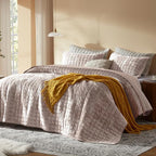 LEAONME Velvet Quilt California King-118''x106'', Lightweight Dusty Pink - Image 2
