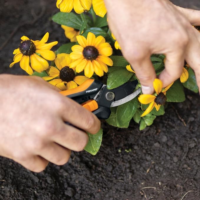 Fiskars Floral Pruning Shears - Image 8