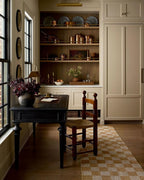 Loloi Chris Loves Julia Calvin Collection CLV-01 Apricot/Ivory 5'-3" x 5'-3" - Image 2