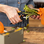 Fiskars Floral Pruning Shears - Image 9